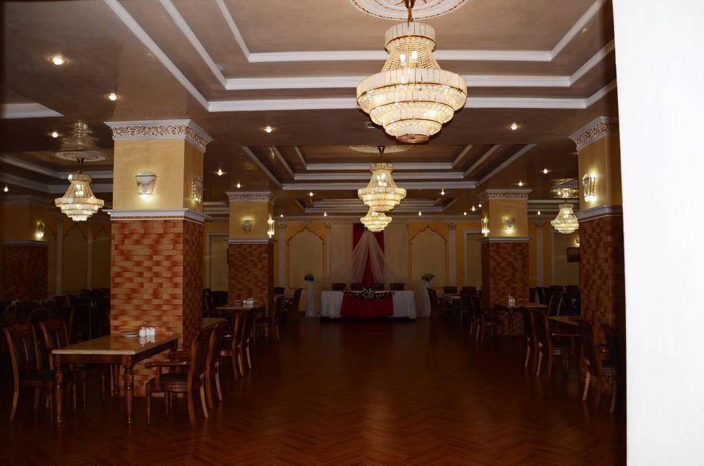 אסטנה Saryarka Hotel מראה חיצוני תמונה