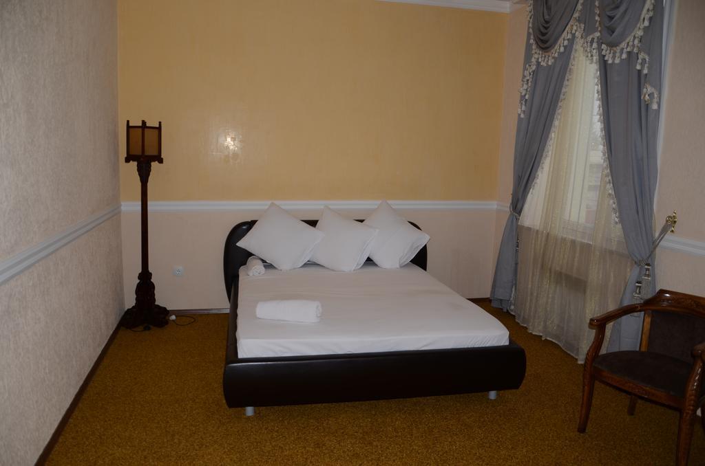 אסטנה Saryarka Hotel חדר תמונה