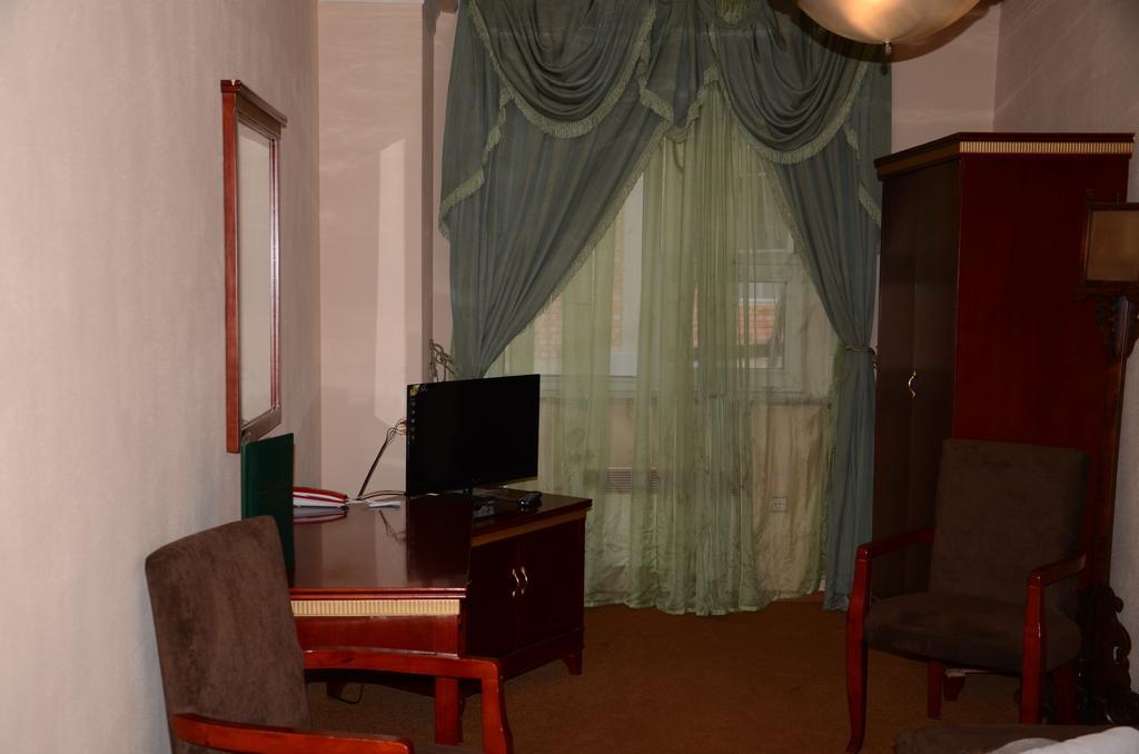 אסטנה Saryarka Hotel חדר תמונה